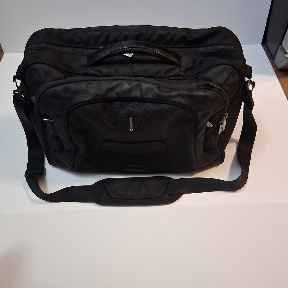 Tumi T-Tech Laptop Messenger Briefcase Unisex Black